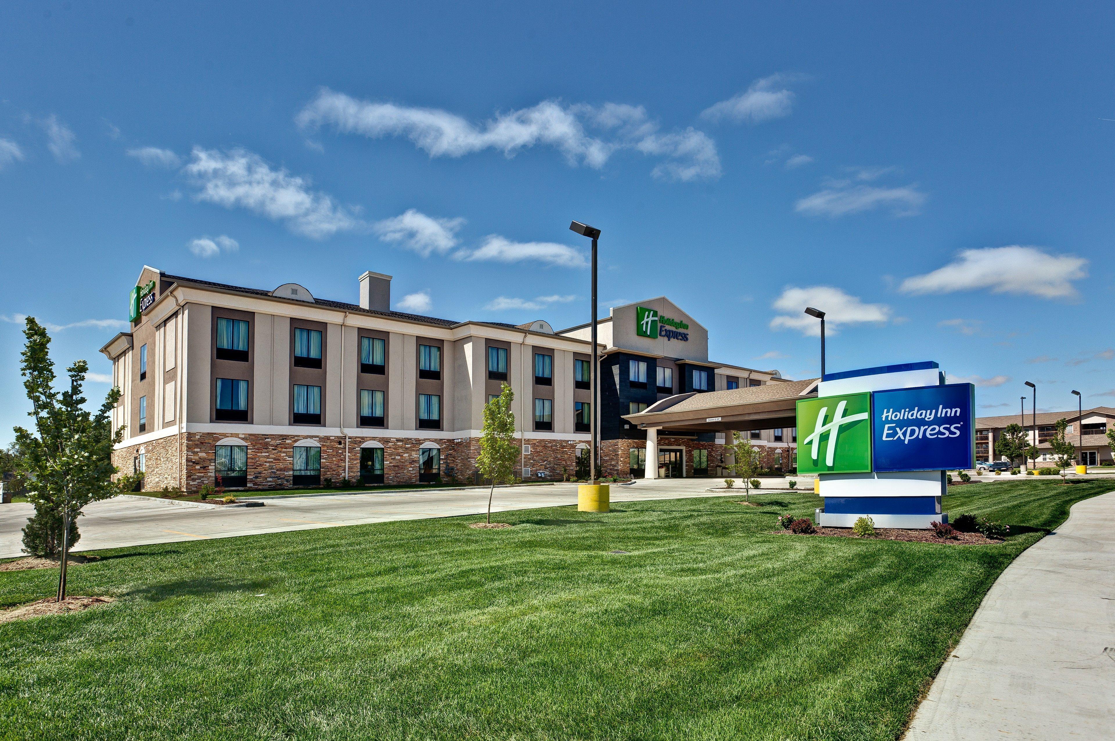 Holiday Inn Express Hutchison By Ihg Hutchinson Eksteriør billede