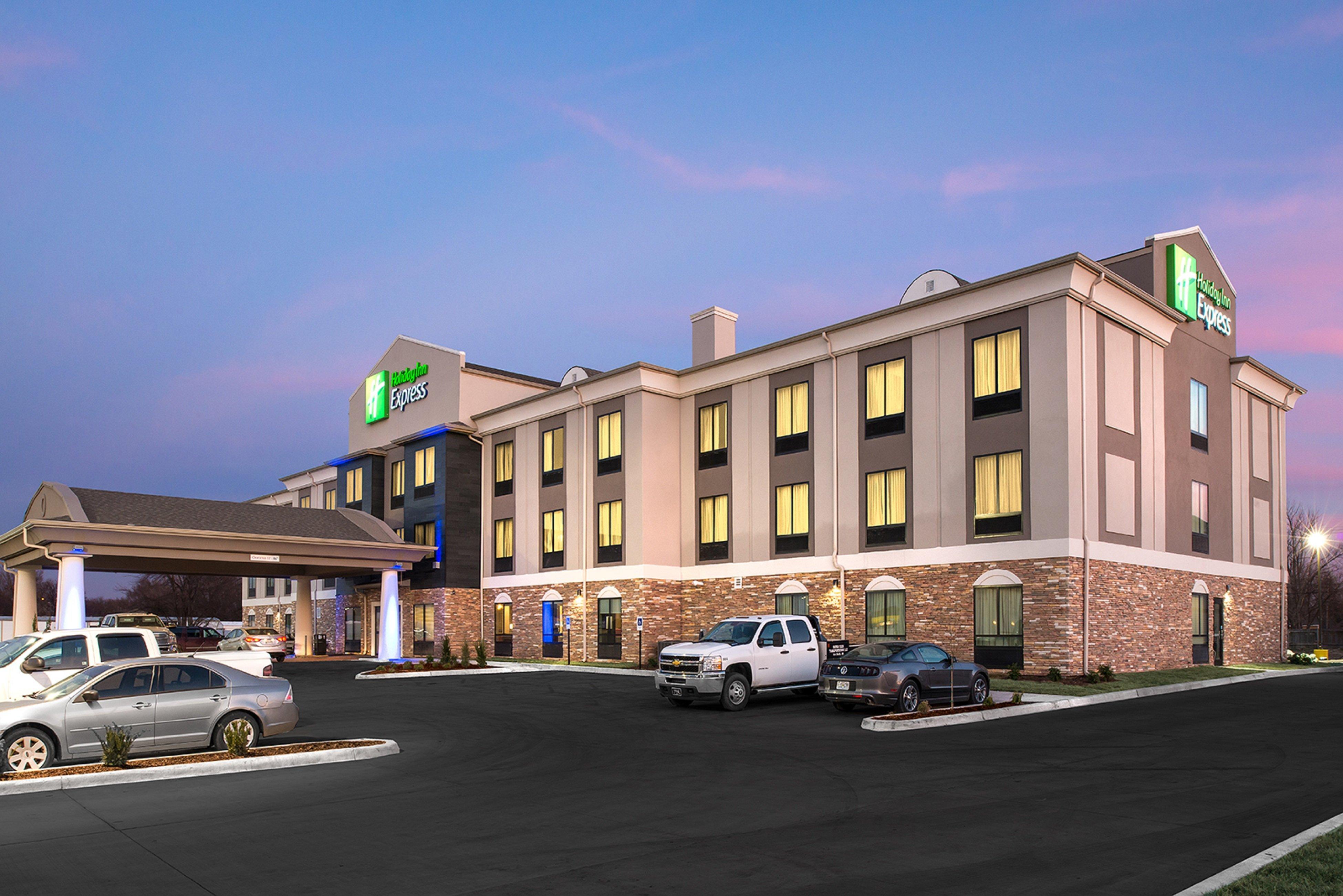 Holiday Inn Express Hutchison By Ihg Hutchinson Eksteriør billede